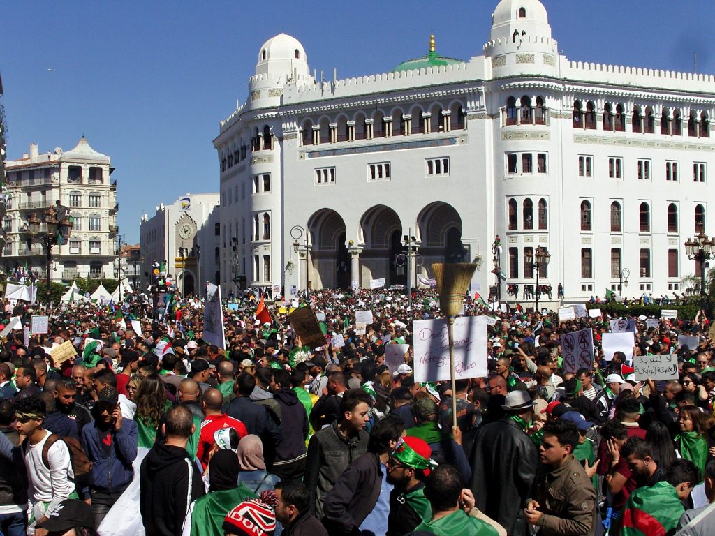 "J'avais l'impression que l'Algérie me demandait personnellement de sortir défiler"