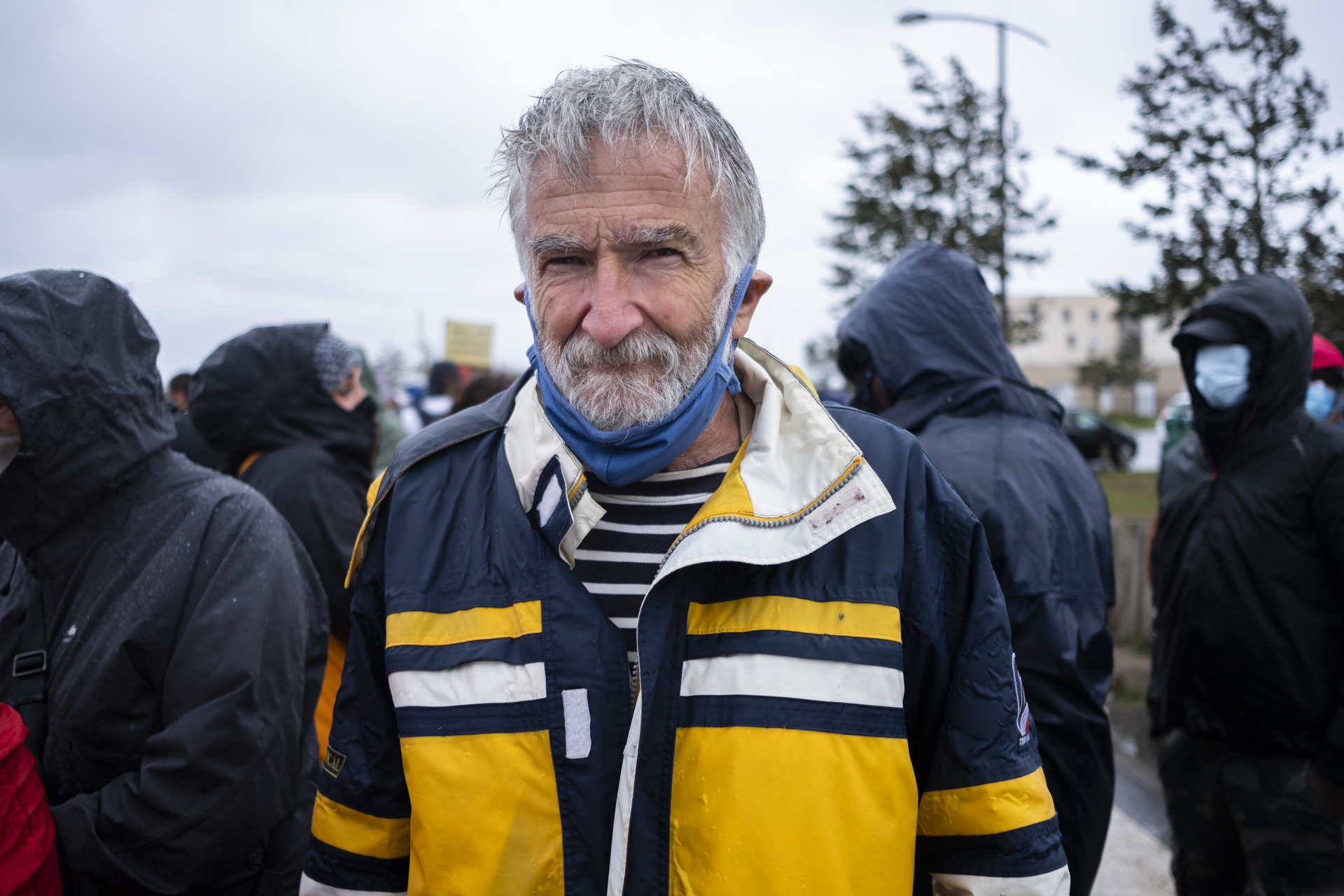 Chassés du centre-ville, harcelés en périphérie : le calvaire des exilés de Calais