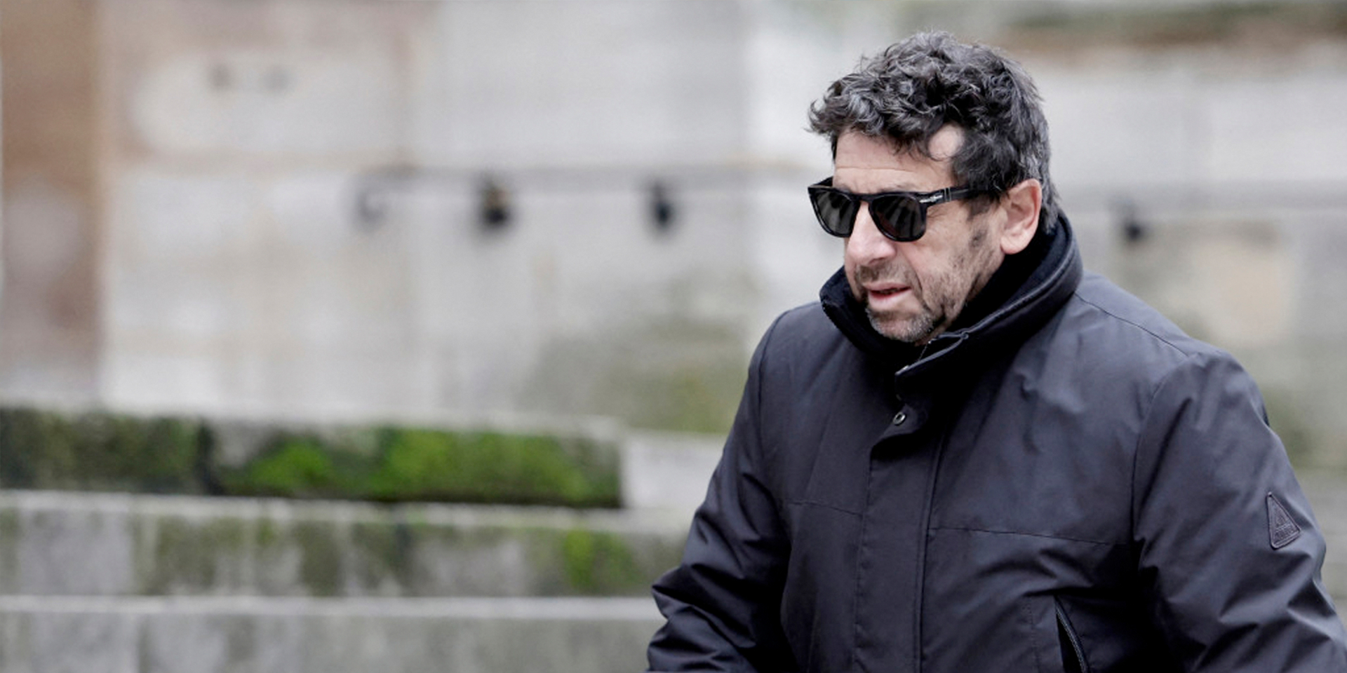 VSS : l’affaire Patrick Bruel | Une mesure sécuritaire fait polémique